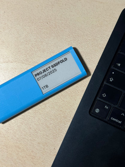 Eink SSD case