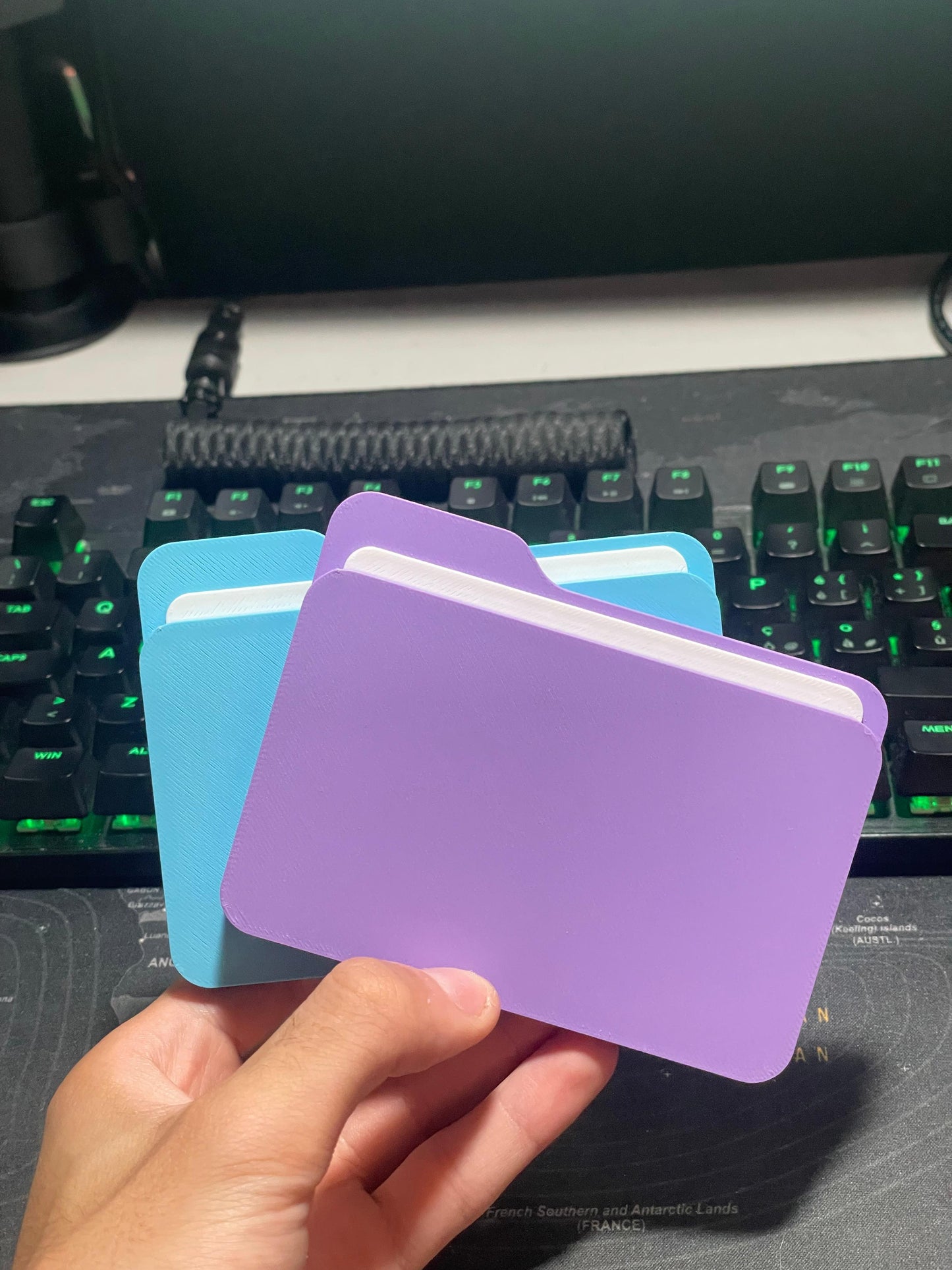 foldSSD- SSD Case Inspired by digital folder